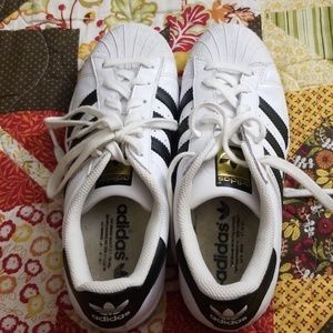 Adidas Superstar women shoes